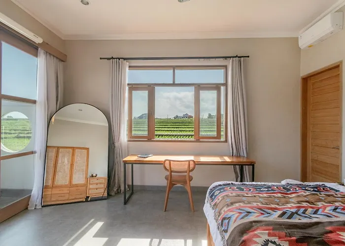 Cantik Maria- Family Pool With Rice Field Views&spacious Patio * Canggu (Bali)