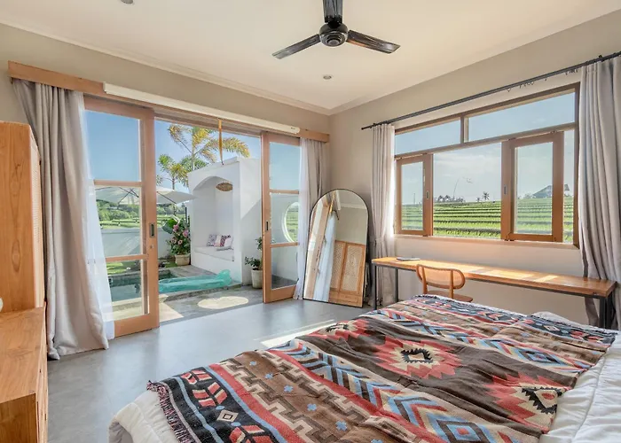 Cantik Maria- Family Pool With Rice Field Views&spacious Patio Canggu (Bali)