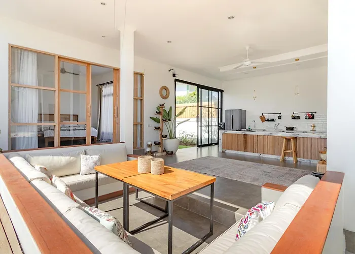 Cantik Maria- Family Pool With Rice Field Views&spacious Patio Villa *